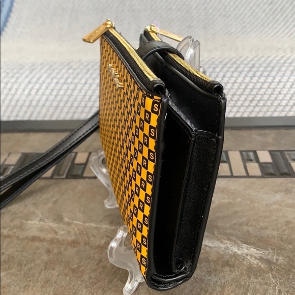 MICHAEL K NEW YORK CITY JST LG DOUBLE ZIP WRISTLET - Picture 15 of 16